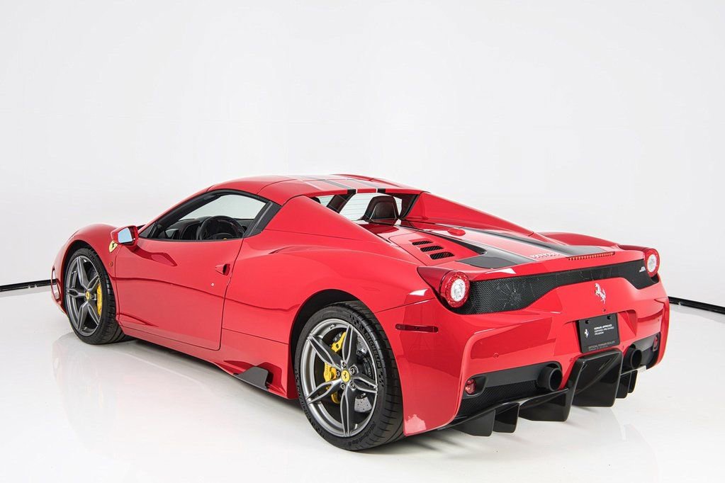 Used 2015 Ferrari 458 Speciale A image 27