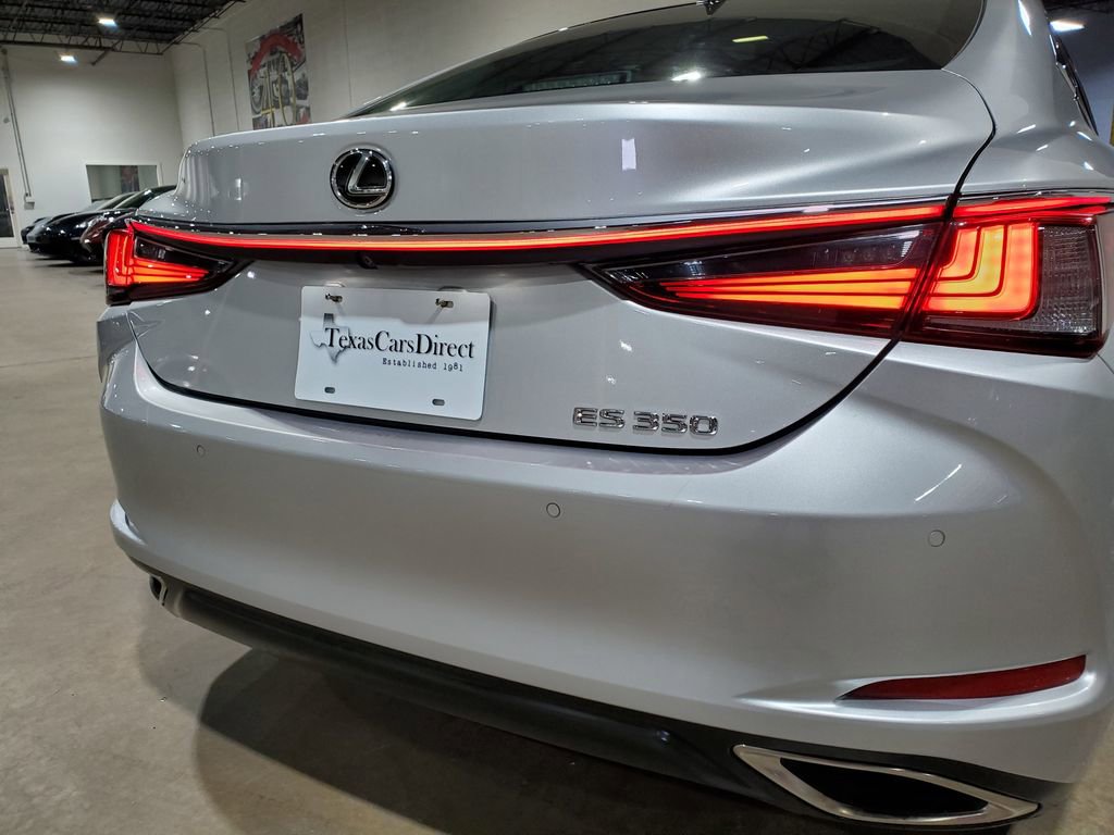 Used 2021 Lexus ES 350 Ultra Luxury w/ Accessory Package 2 image 47