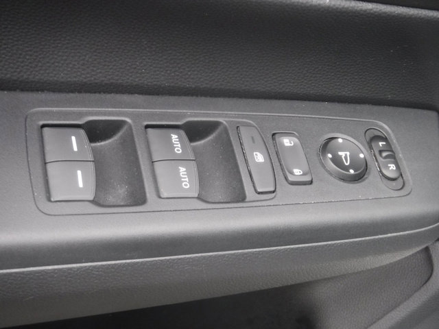 Used 2025 Honda CR-V EX image 16