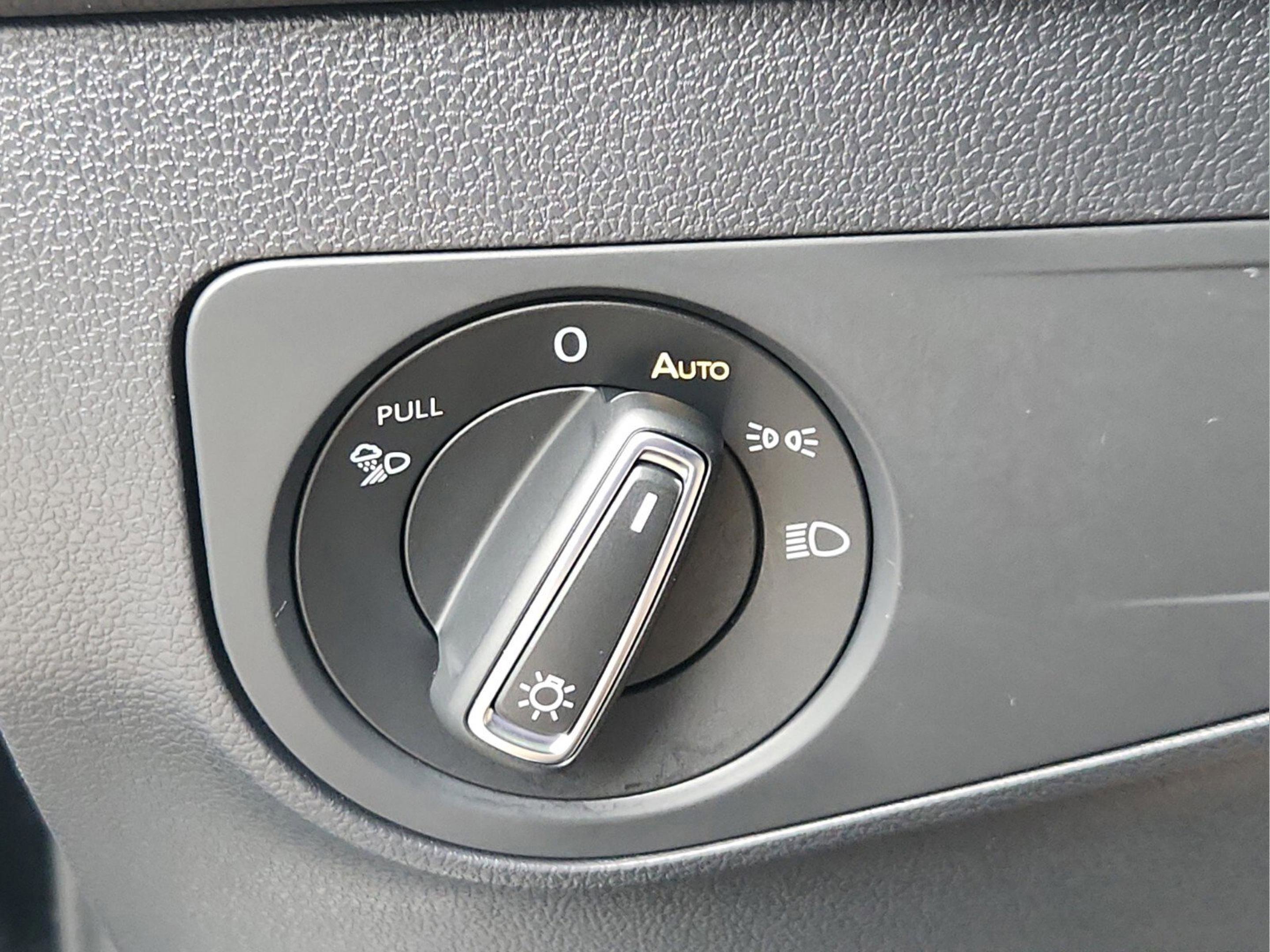 Used 2024 Volkswagen Tiguan SEL R-Line image 25