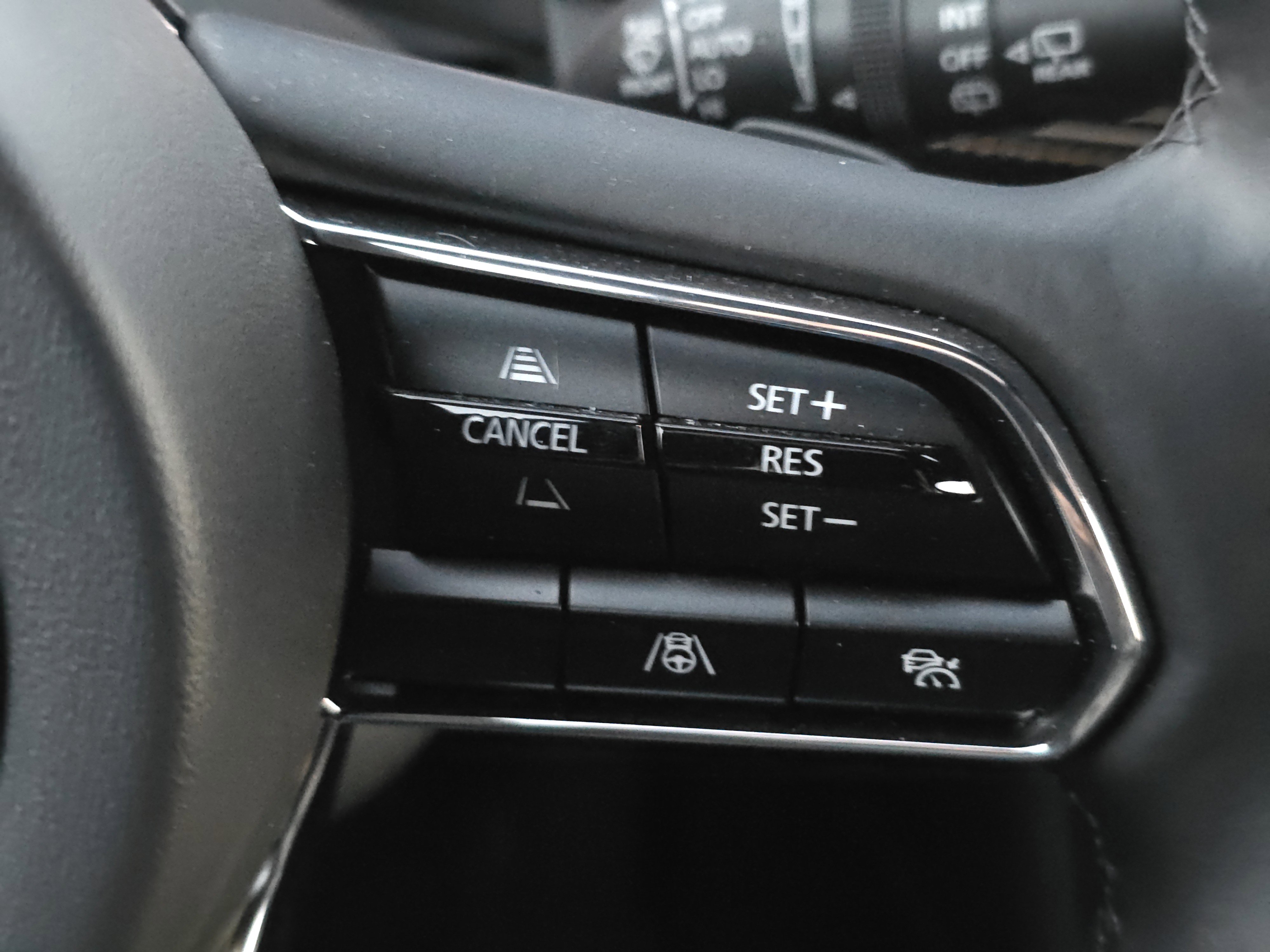 Used 2025 MAZDA CX-70 3.3 Turbo S w/ Premium Package image 17