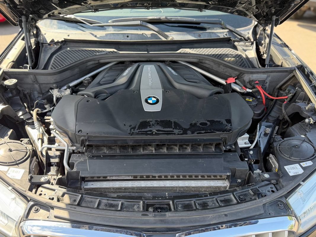 Used 2014 BMW X5 xDrive50i AWD/4WD image 25