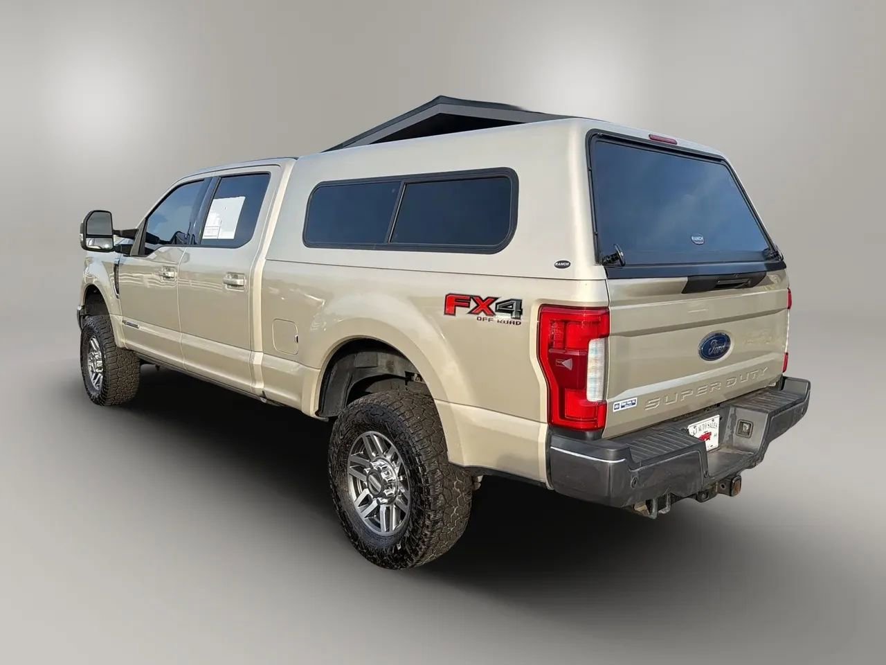 Used 2018 Ford F250 Lariat w/ Lariat Ultimate Package image 7