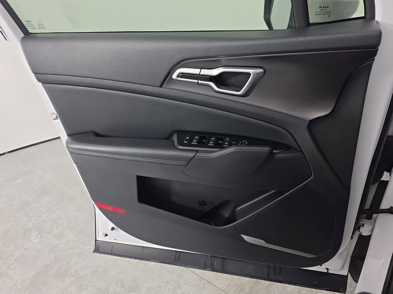 Used 2023 Kia Sportage EX image 23