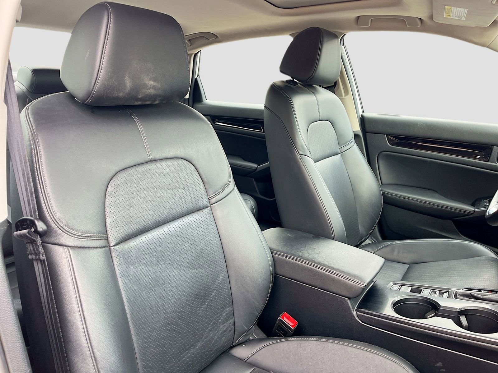 Used 2024 Honda Civic Touring image 29