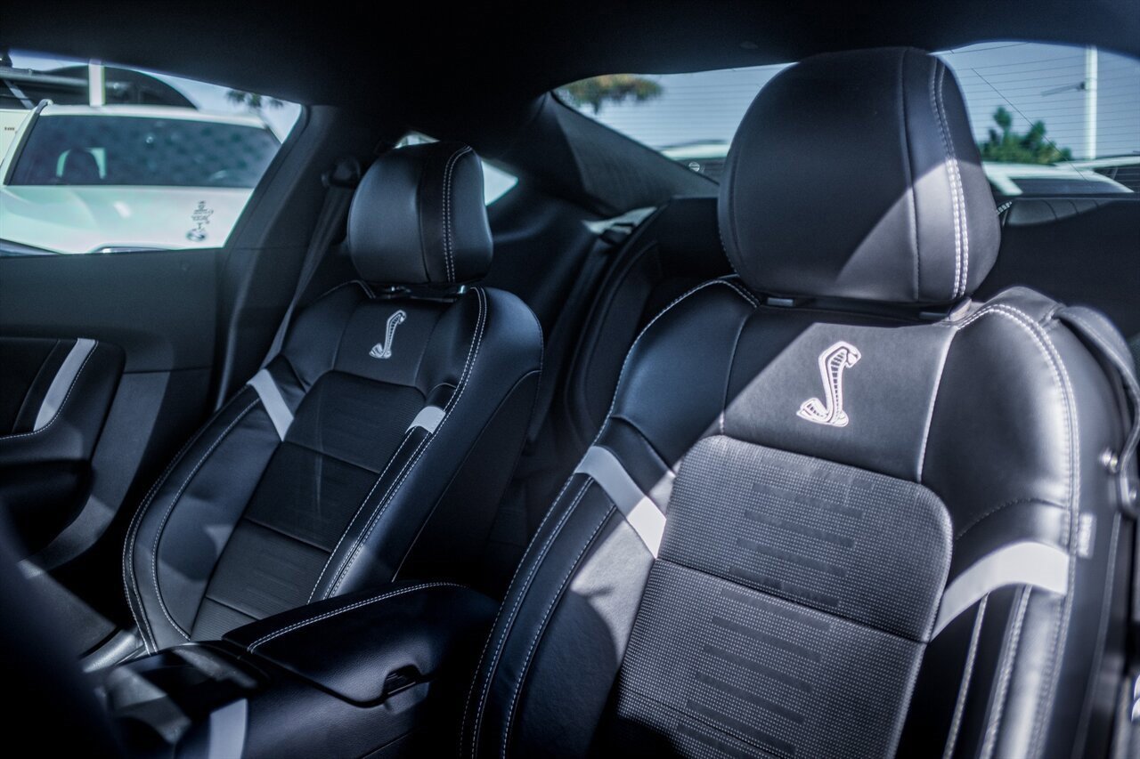 Used 2021 Ford Mustang Shelby GT500 w/ Technology Package image 13