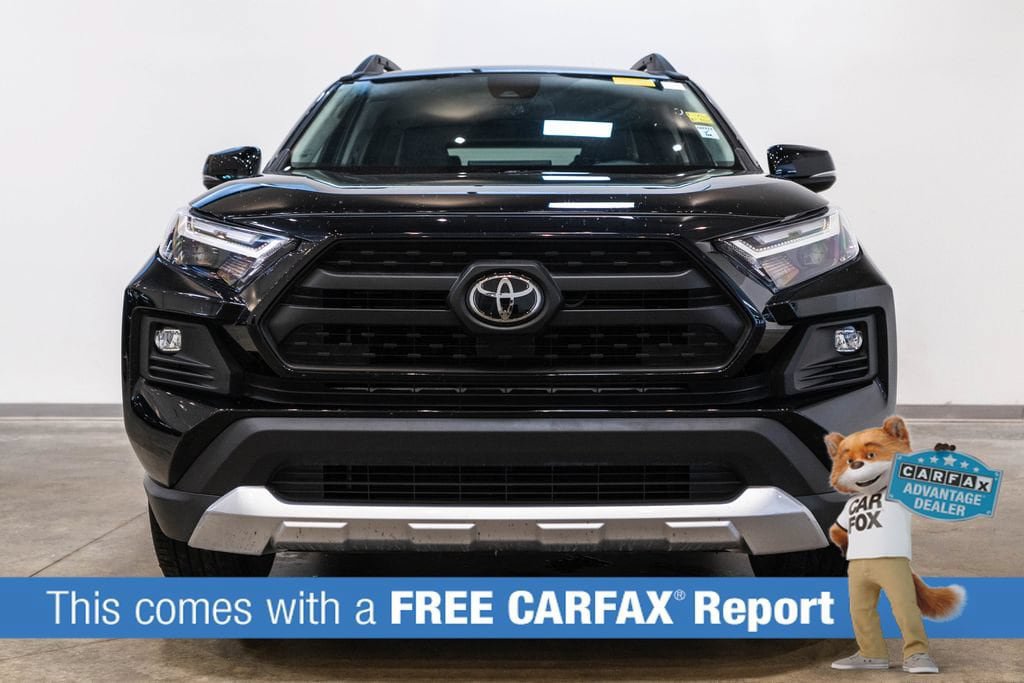 Used 2024 Toyota RAV4 Adventure AWD/4WD image 2