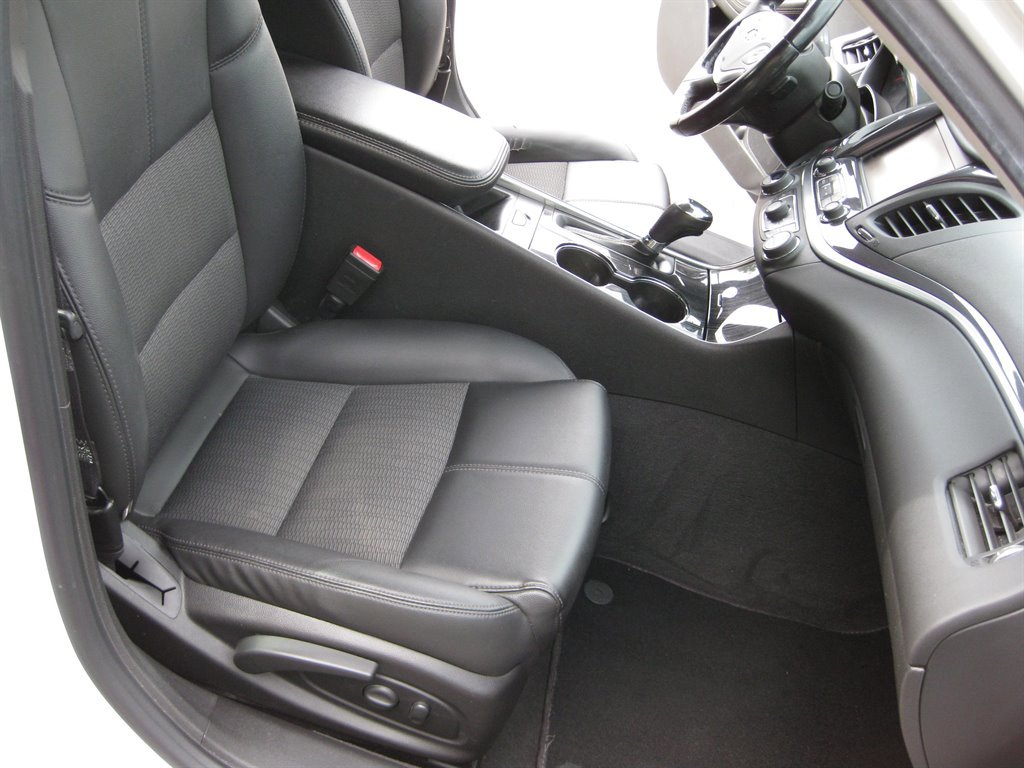 Used 2018 Chevrolet Impala LT FWD image 29