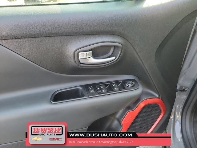 Used 2020 Jeep Renegade Trailhawk w/ Cold Weather Group AWD/4WD image 21