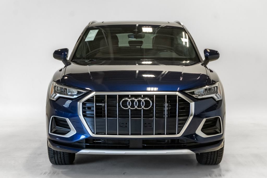 Used 2023 Audi Q3 2.0T Premium w/ Convenience Package AWD/4WD image 5