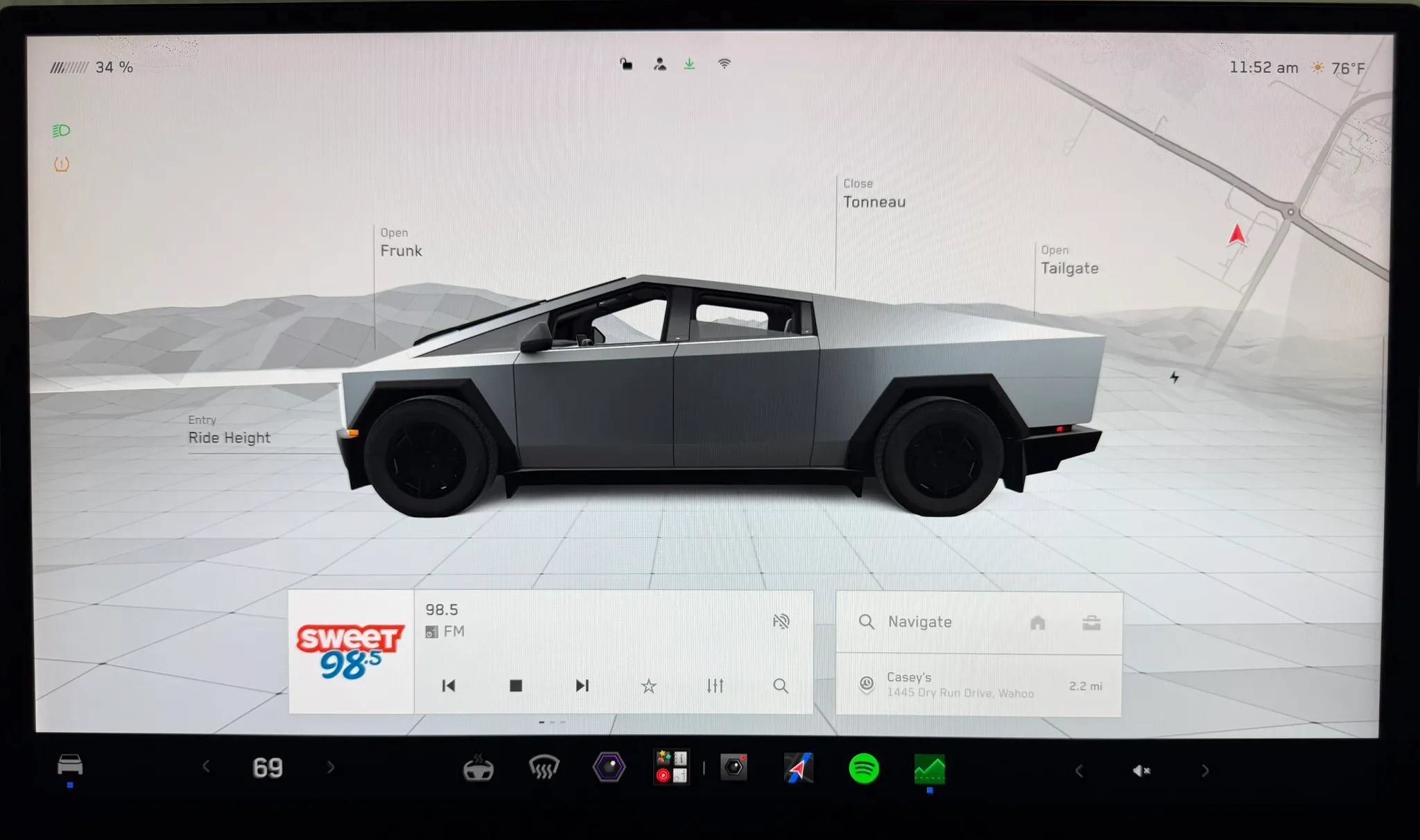 Used 2024 Tesla Cybertruck AWD Crew Cab image 24
