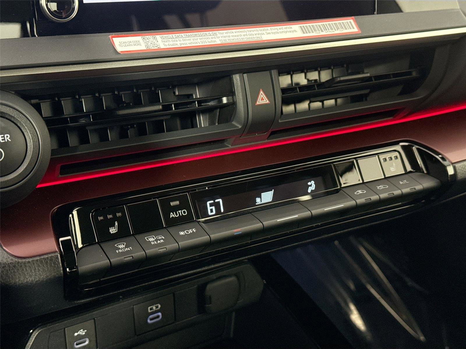 Used 2025 Toyota Prius Plug-In Hybrid image 25