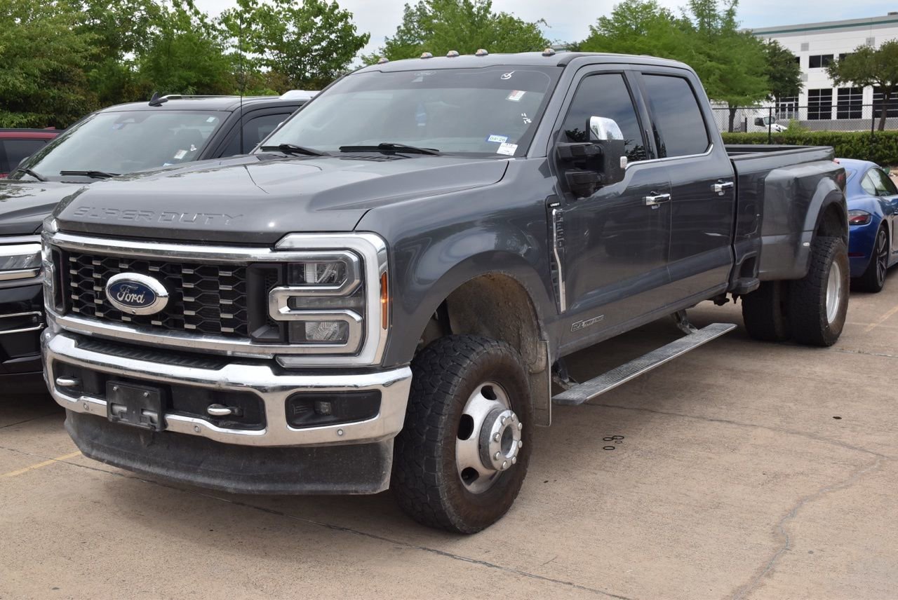 Used 2024 Ford F350 Lariat w/ Lariat Ultimate Package AWD/4WD image 2