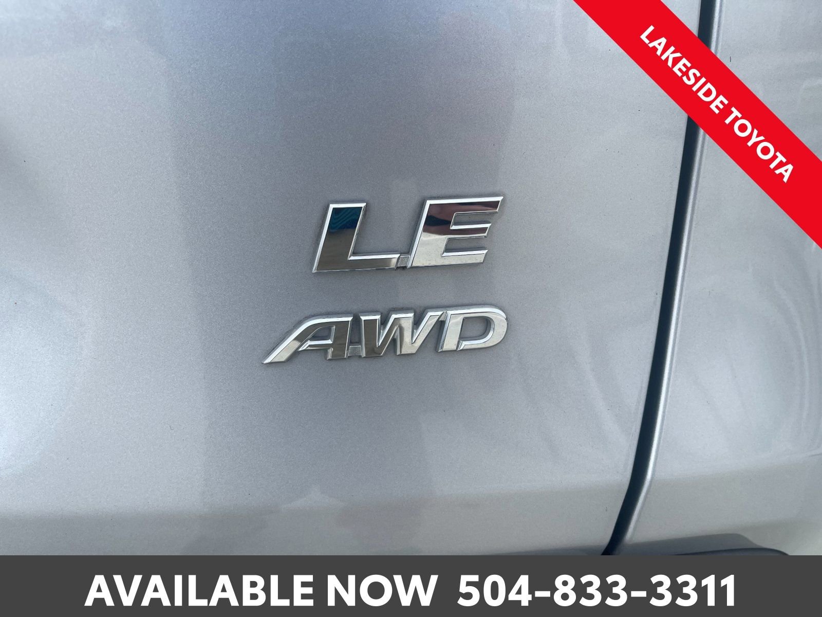 Used 2021 Toyota RAV4 LE image 10