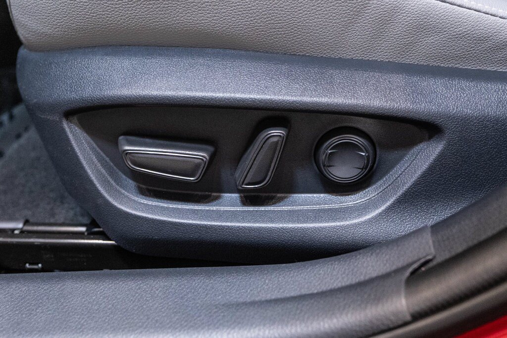 Certified 2026 Toyota Camry SE FWD image 21