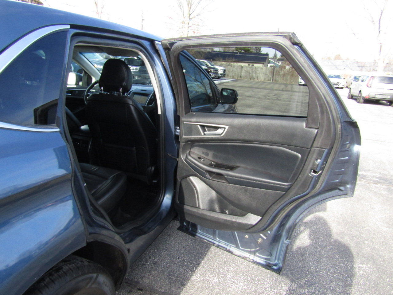 Used 2018 Ford Edge SEL w/ Equipment Group 201A image 24