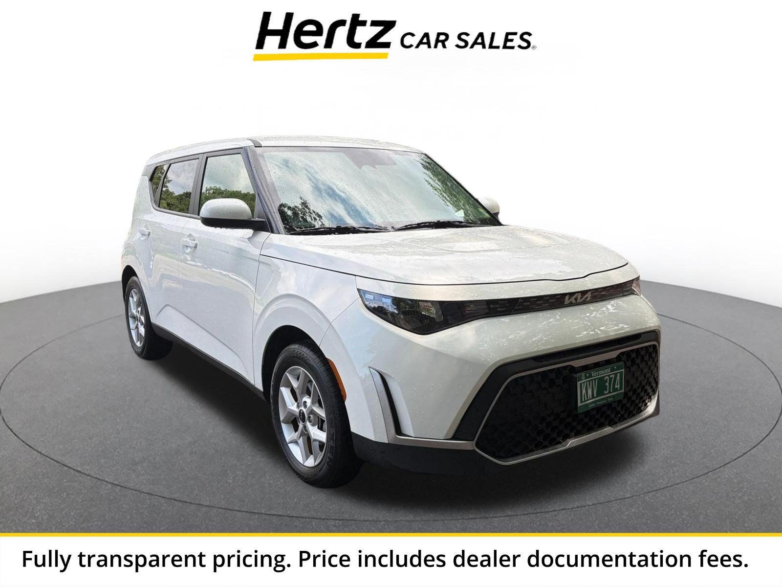 Used 2025 Kia Soul LX w/ LX Technology Package FWD image 1