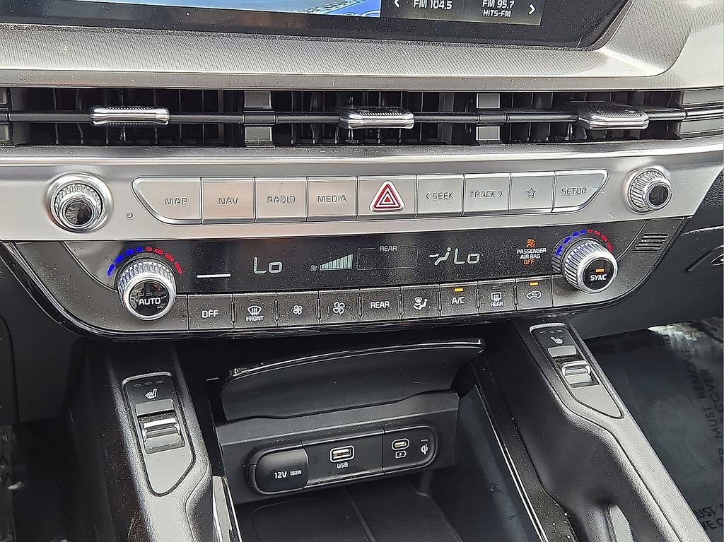 Used 2025 Kia Telluride S image 30