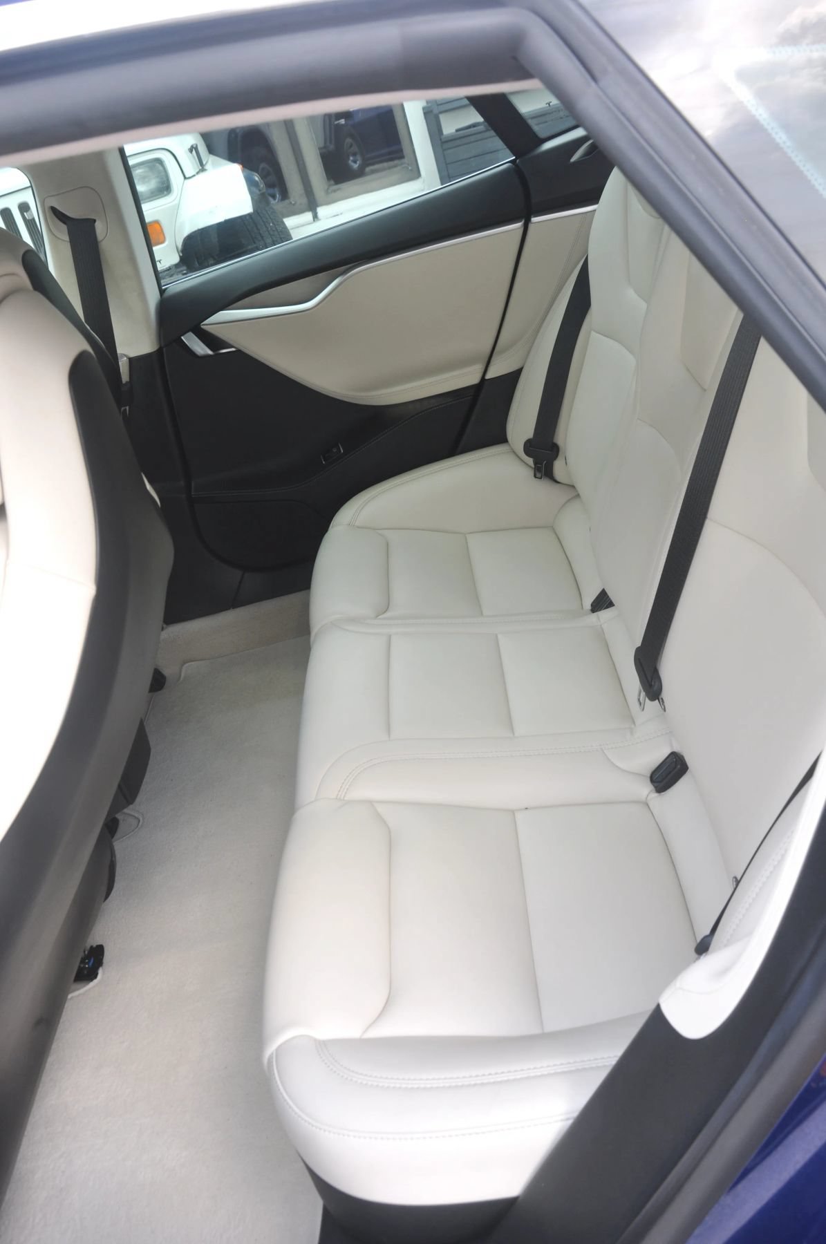 Used 2017 Tesla Model S 75 RWD image 23