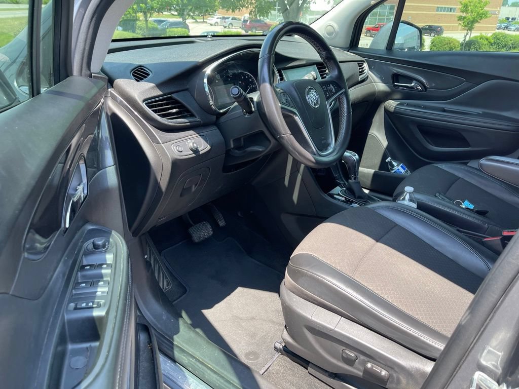 Used 2020 Buick Encore Preferred FWD image 5
