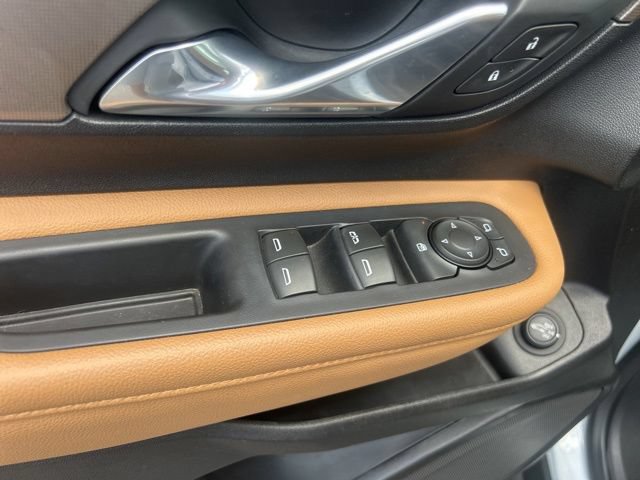Used 2020 GMC Terrain SLT w/ Preferred Package FWD image 13