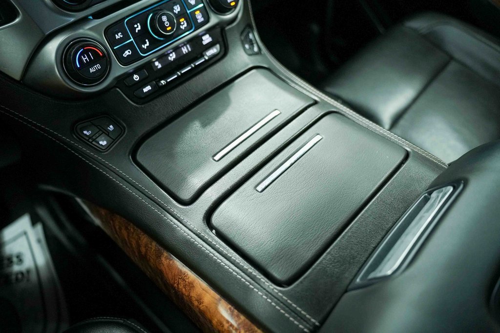 Used 2019 Chevrolet Suburban Premier image 41