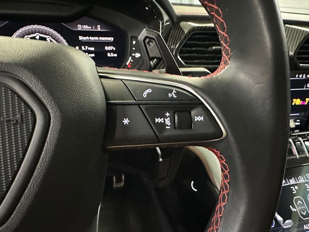 Used 2020 Lamborghini Urus image 11