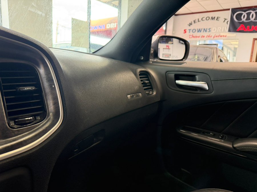 Used 2021 Dodge Charger Scat Pack RWD image 45