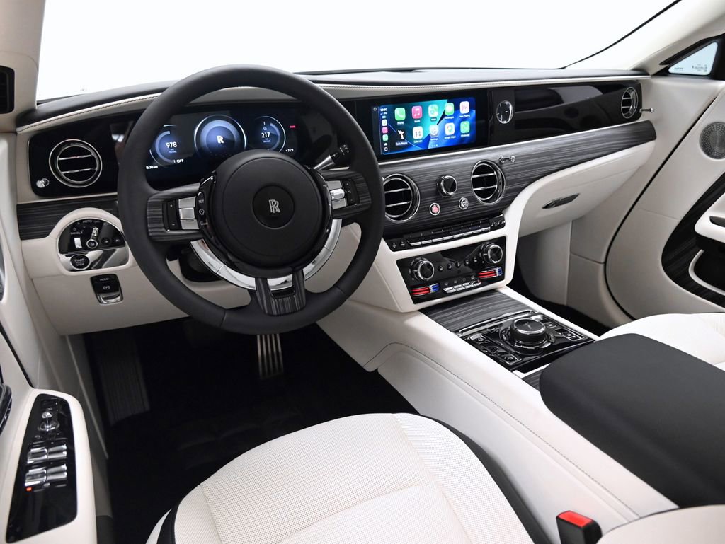 Used 2025 Rolls-Royce Spectre w/ Spectre Launch Package image 4