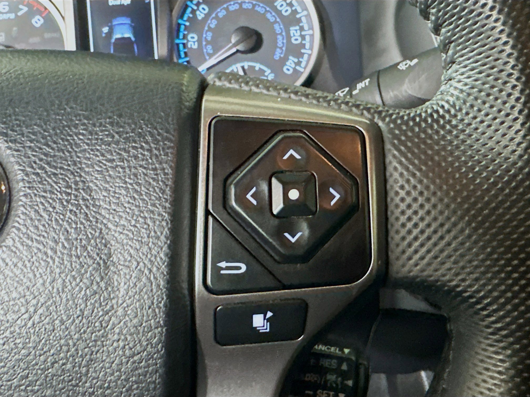 Used 2023 Toyota Tacoma SR5 image 17