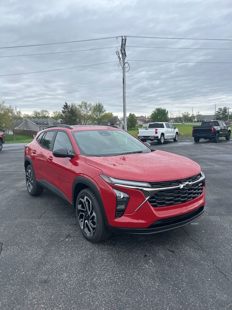 New 2026 Chevrolet Trax RS w/ Sunroof Package