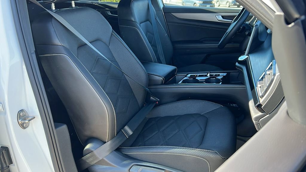 Used 2024 Volkswagen Atlas Cross Sport SE image 11