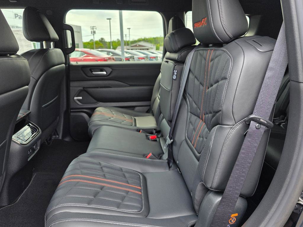 New 2025 Nissan Armada PRO-4X w/ Pro-4X Premium Package image 14