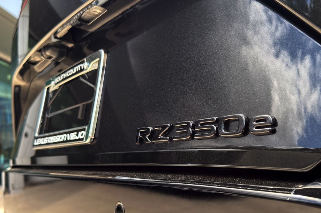 New 2026 Lexus RZ 350e 2WD w/ Accessory Package (Z1) image 9