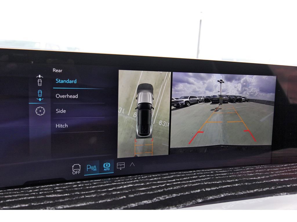 New 2026 Cadillac Escalade IQ Luxury 1 image 17