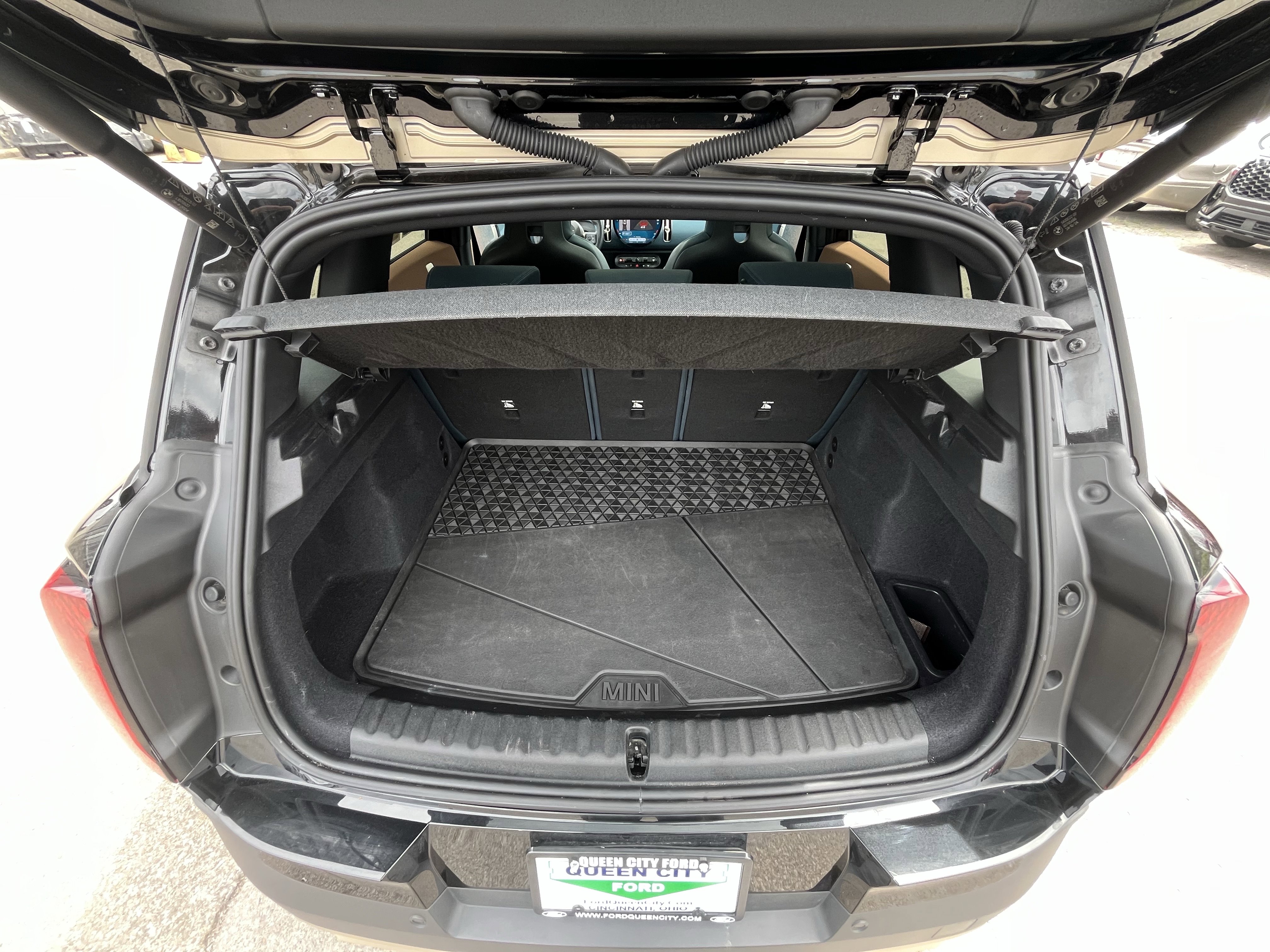 Used 2025 MINI Cooper Countryman S w/ Comfort Package Max image 32