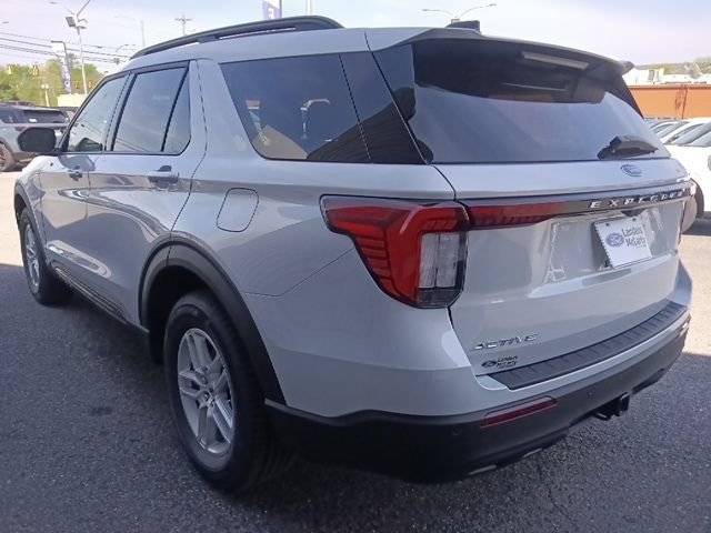 New 2026 Ford Explorer Active RWD image 5