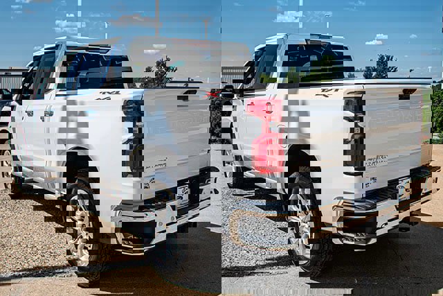 Used 2023 Chevrolet Silverado 1500 LTZ image 3