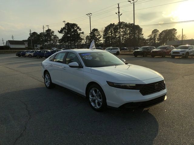 Certified 2023 Honda Accord LX image 2