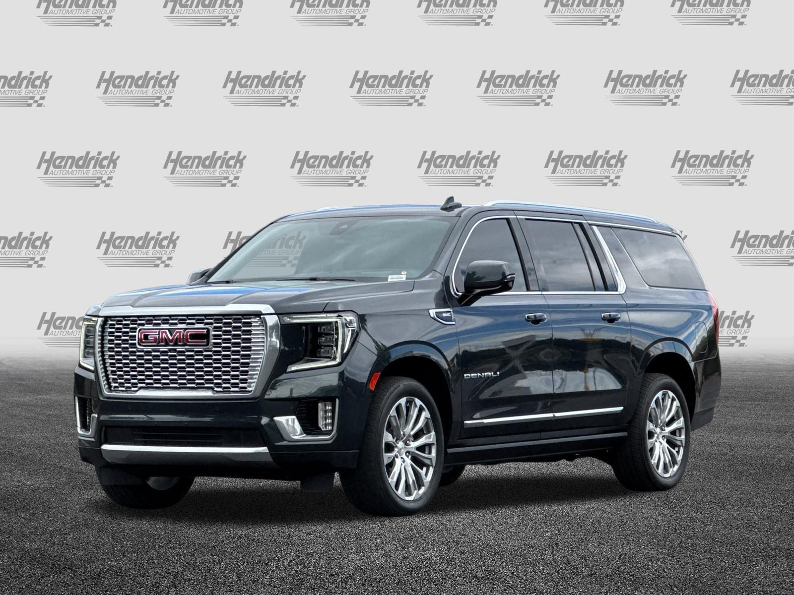 Used 2022 GMC Yukon XL Denali AWD/4WD image 7