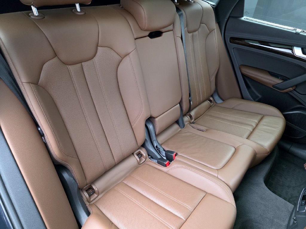 Used 2019 Audi Q5 2.0T Premium Plus AWD/4WD image 29
