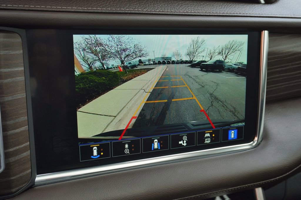 Used 2023 GMC Yukon Denali image 27