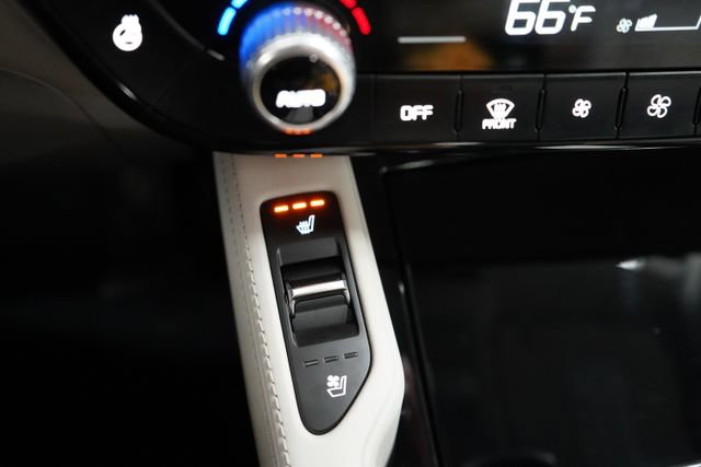 Used 2023 Kia Telluride EX w/ EX Captain's Chair Package AWD/4WD image 35
