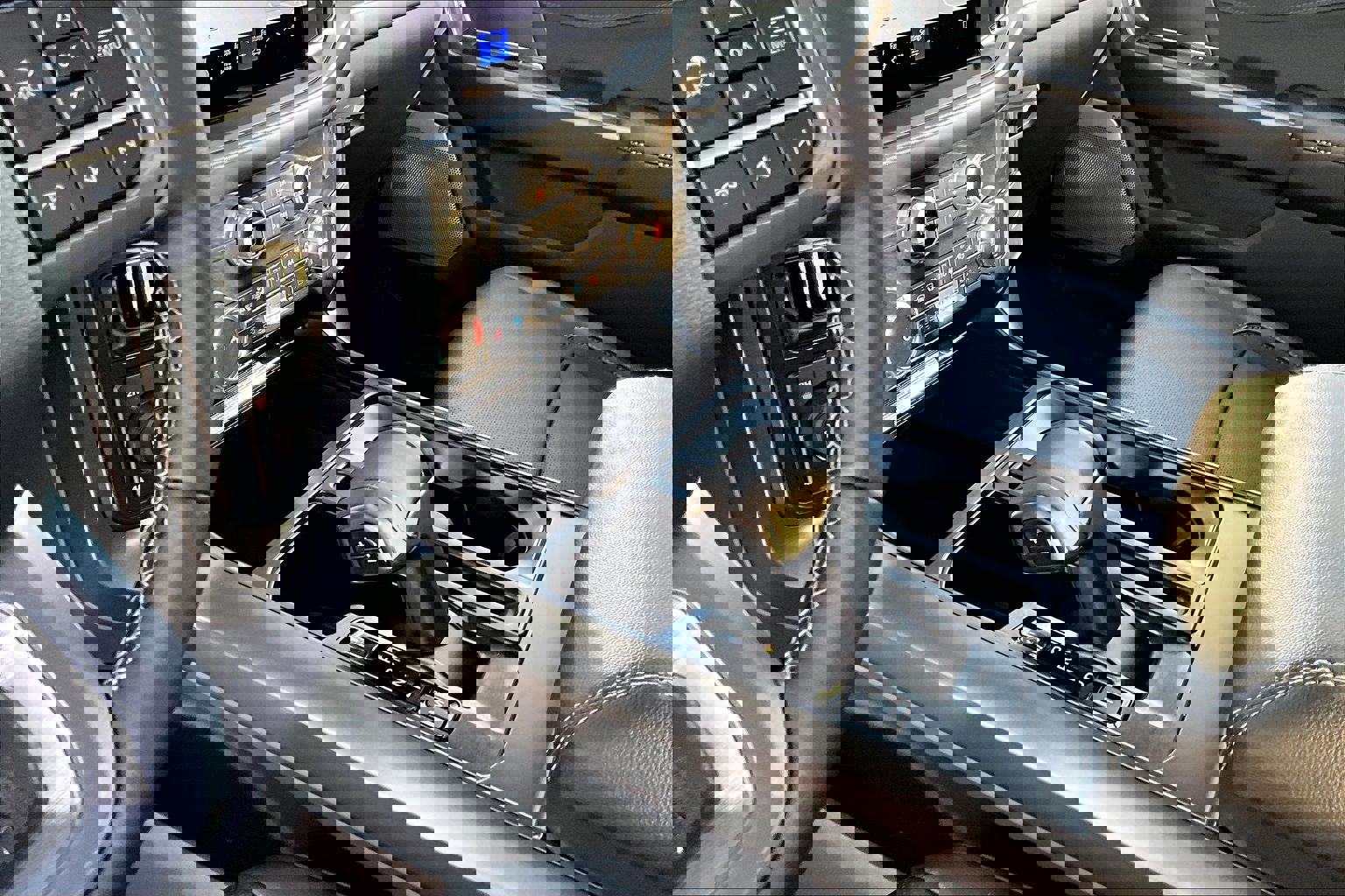 Used 2025 Ford F150 Lariat image 15