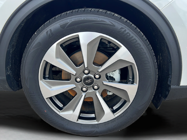 Used 2023 Ford Escape Platinum FWD image 34