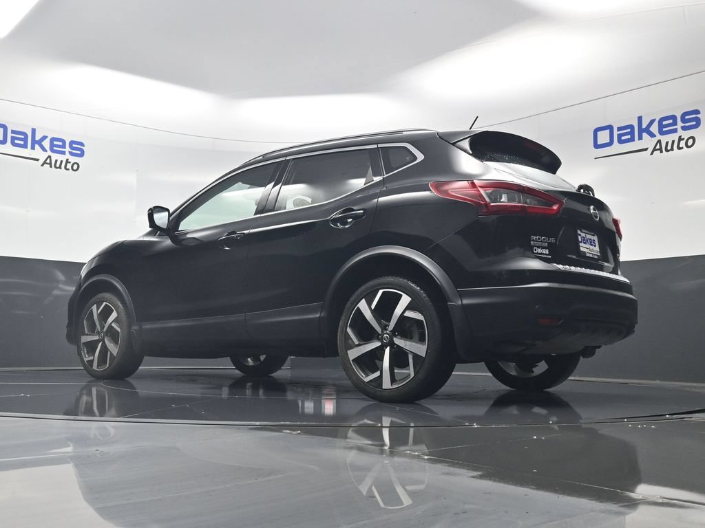 Used 2022 Nissan Rogue Sport SL AWD/4WD image 40