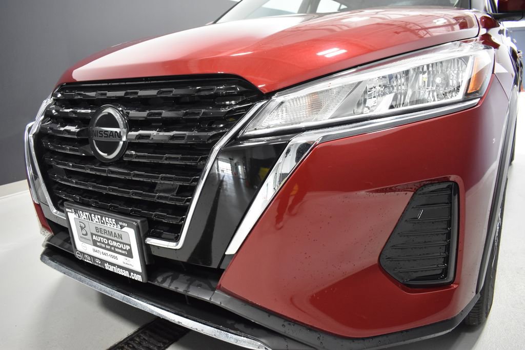 Used 2021 Nissan Kicks SV image 11