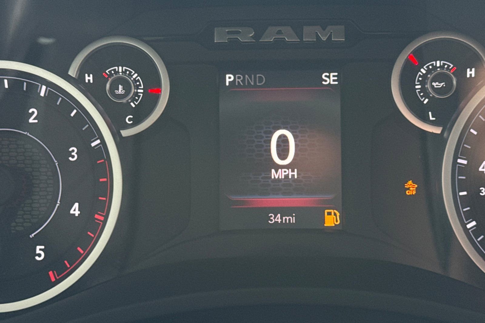 New 2026 RAM 3500 Tradesman AWD/4WD image 30