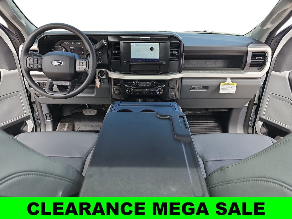 New 2025 Ford F250 XL w/ FX4 Off-Road Package image 9