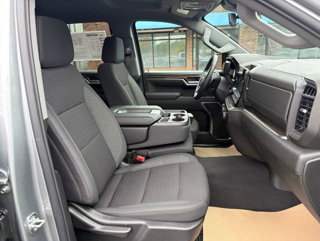 Used 2026 Chevrolet Silverado 1500 LT AWD/4WD image 18